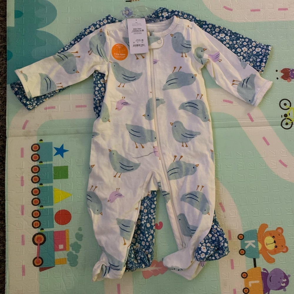 Carter’s 6M baby girl pajamas